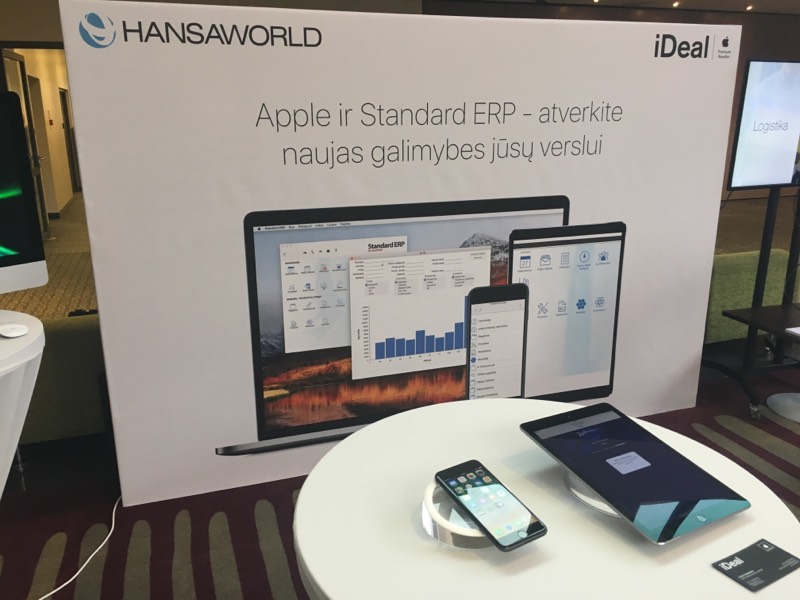 HansaWorld, iDeal stand and devices